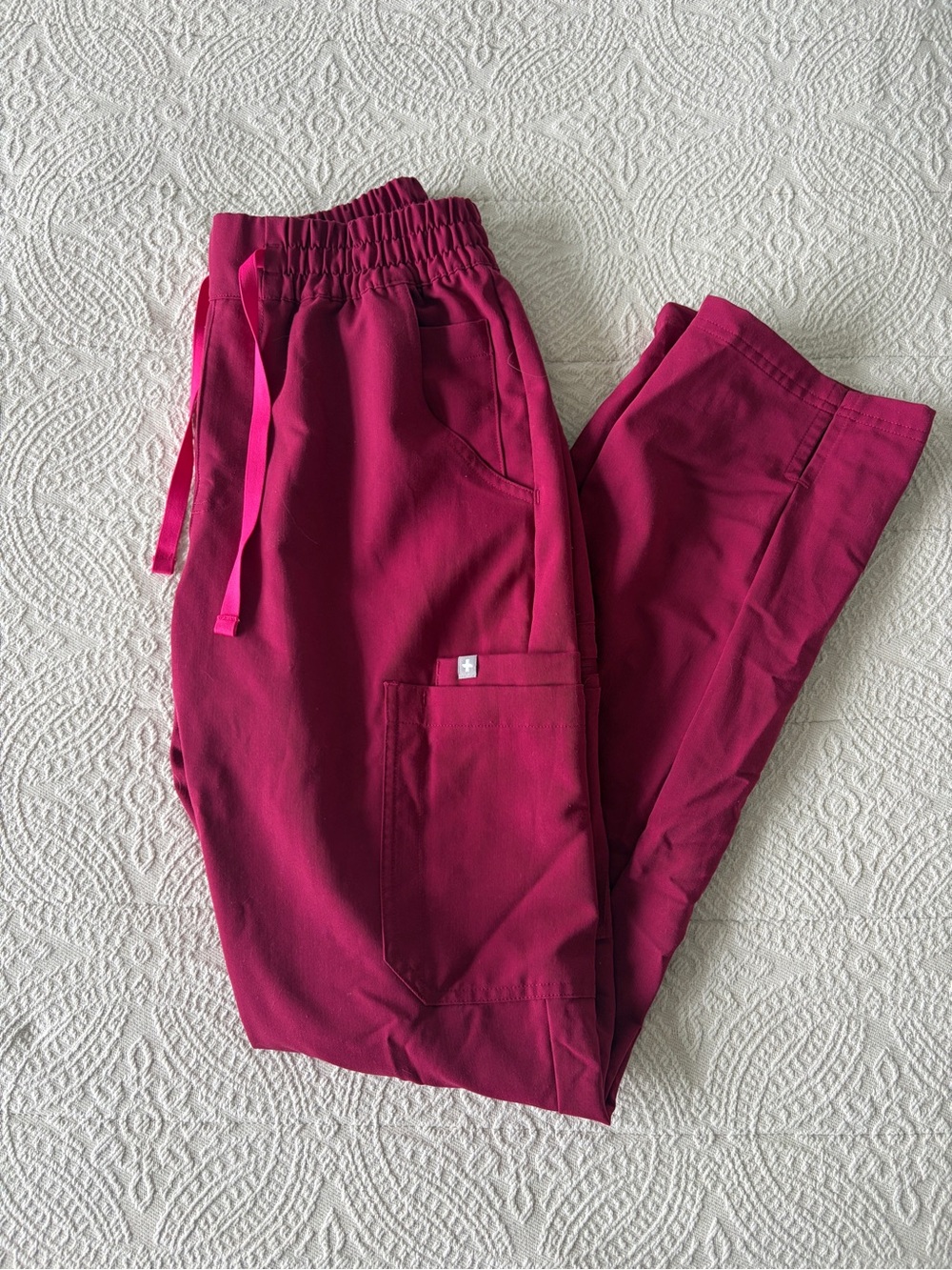 Figs Deep Cranberry Dowa Pants